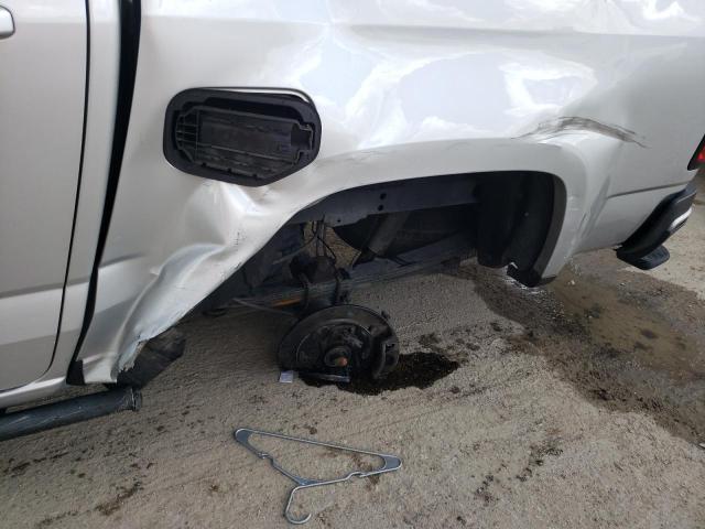 1GCGSCE37G1382335 - 2016 CHEVROLET COLORADO L SILVER photo 9