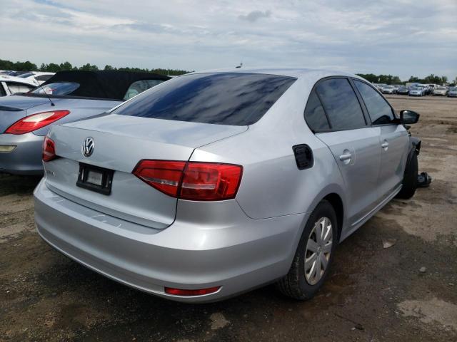 3VW2K7AJ4FM345134 - 2015 VOLKSWAGEN JETTA BASE SILVER photo 4