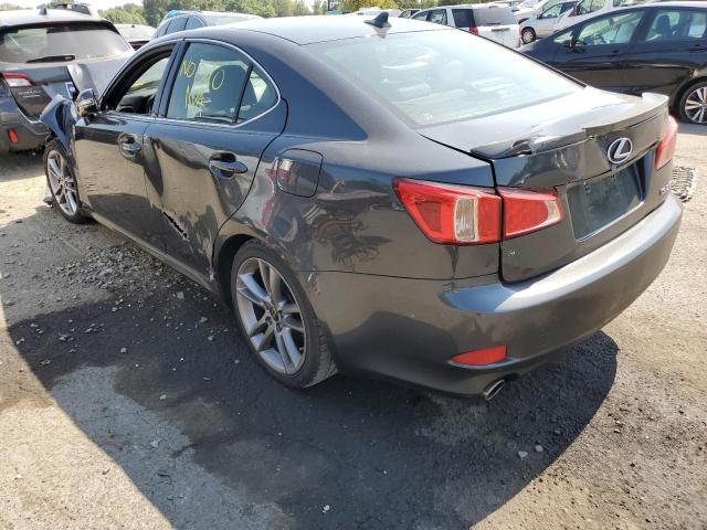 JTHBF5C26B5132038 - 2011 LEXUS IS 250 GRAY photo 3