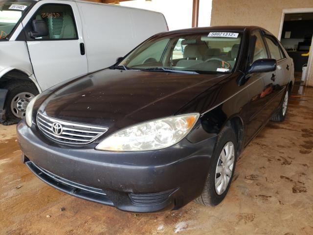 4T1BE32K15U034440 - 2005 TOYOTA CAMRY LE  photo 2