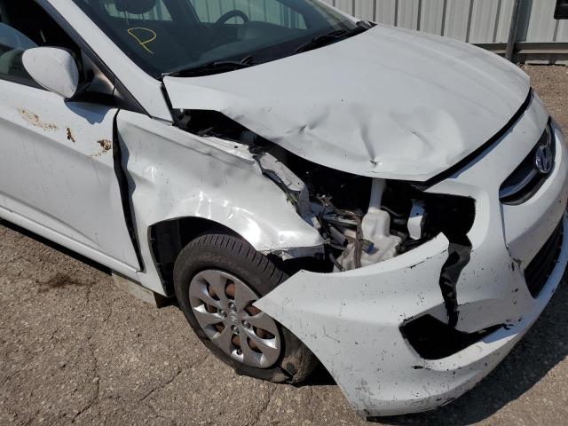 KMHCT5AE5GU287720 - 2016 HYUNDAI ACCENT WHITE photo 9