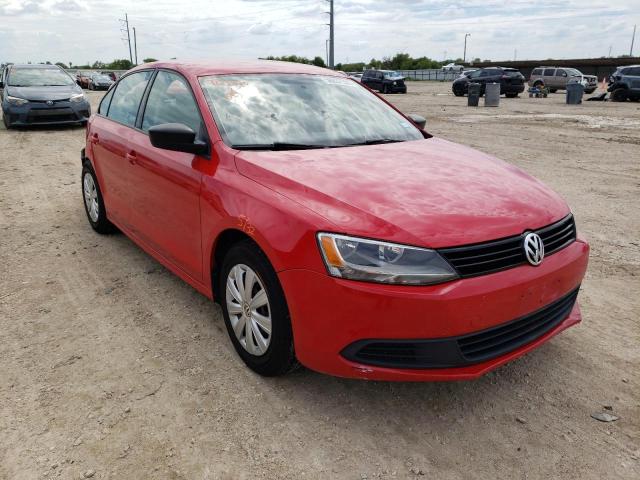 3VW2K7AJ4DM237979 - 2013 VOLKSWAGEN JETTA BASE 红色 照片 1
