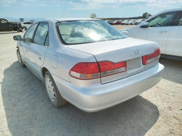 1HGCG66541A111260 - 2001 HONDA ACCORD LX SILVER photo 3