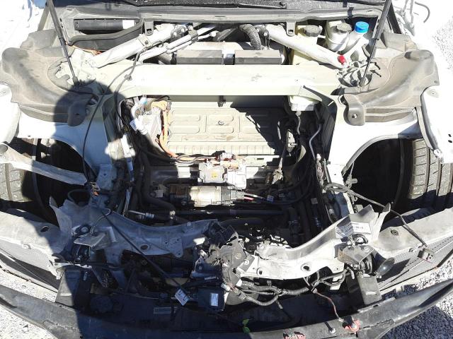 5YJSA1CP1DFP04607 - 2013 TESLA MODEL S Սպիտակ լուսանկար 7