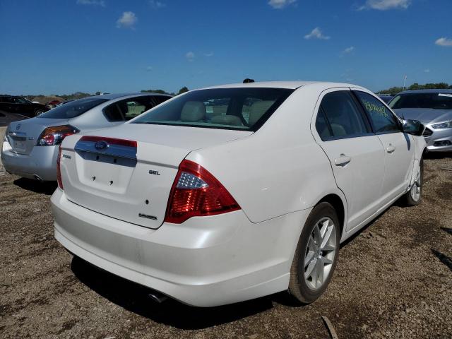 3FAHP0JG7BR132319 - 2011 FORD FUSION SEL WHITE photo 4