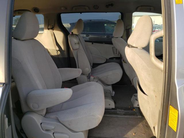 5TDKK3DCXBS036545 - 2011 TOYOTA SIENNA LE SILVER photo 6