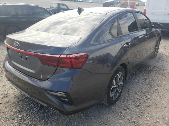 3KPF24AD8ME358635 - 2021 KIA FORTE FE GRAY photo 4