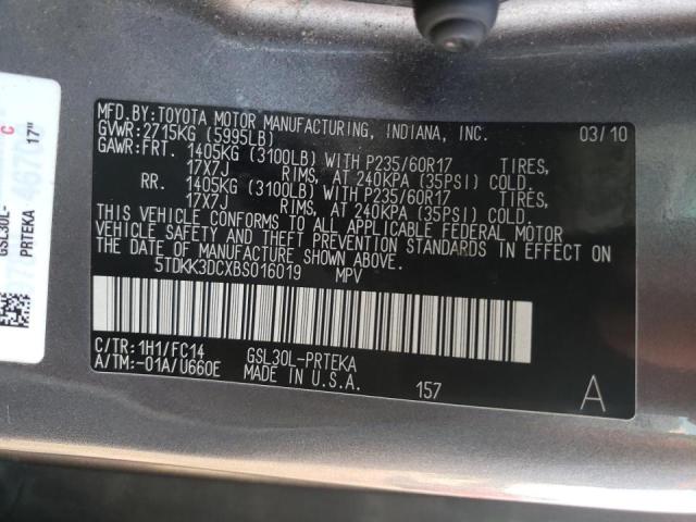 5TDKK3DCXBS016019 - 2011 TOYOTA SIENNA LE GRAY photo 10