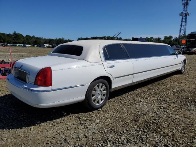 1L1FM88W07Y631572 - 2007 LINCOLN TOWN CAR WHITE photo 4