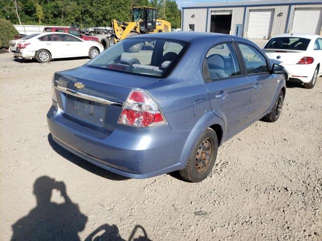 KL1TD56627B097556 - 2007 CHEVROLET AVEO BASE BLUE photo 4