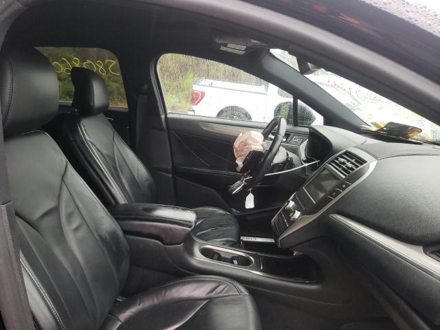 5LMCJ2D99HUL45314 - 2017 LINCOLN MKC SELECT 黑色 照片 5