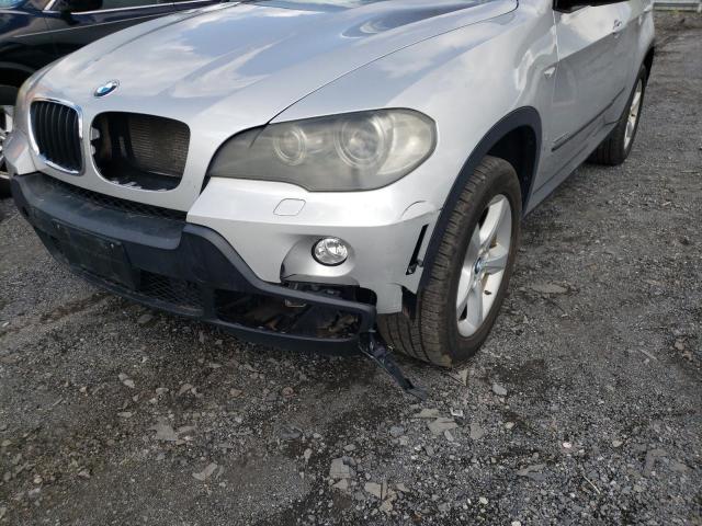 5UXFE43549L270143 - 2009 BMW X5 XDRIVE3 SILVER photo 9