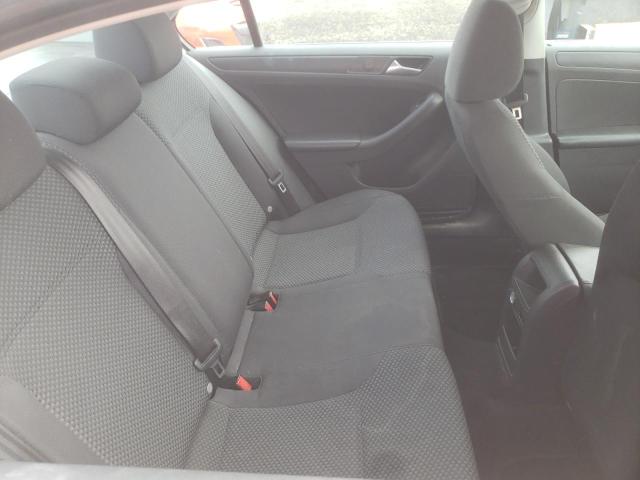 3VW1K7AJ7DM316137 - 2013 VOLKSWAGEN JETTA BASE WHITE photo 6