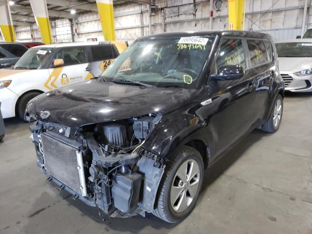 KNDJN2A26G7829500 - 2016 KIA SOUL BLACK photo 2