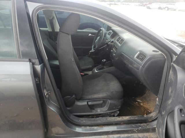 3VW2K7AJ2EM227906 - 2014 VOLKSWAGEN JETTA BASE GRAY photo 5
