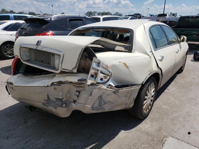 1LNHM82W23Y626075 - 2003 LINCOLN TOWN CAR S WHITE photo 4