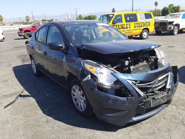 3N1CN7APXHL897073 - 2017 NISSAN VERSA S BLUE photo 1