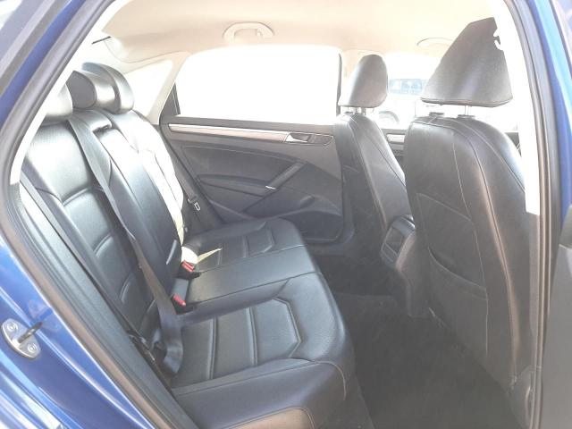 1VWDT7A37HC008436 - 2017 VOLKSWAGEN PASSAT R-L BLUE photo 6