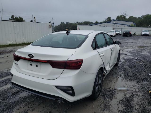 3KPF24ADXLE232324 - 2020 KIA FORTE FE WHITE photo 4