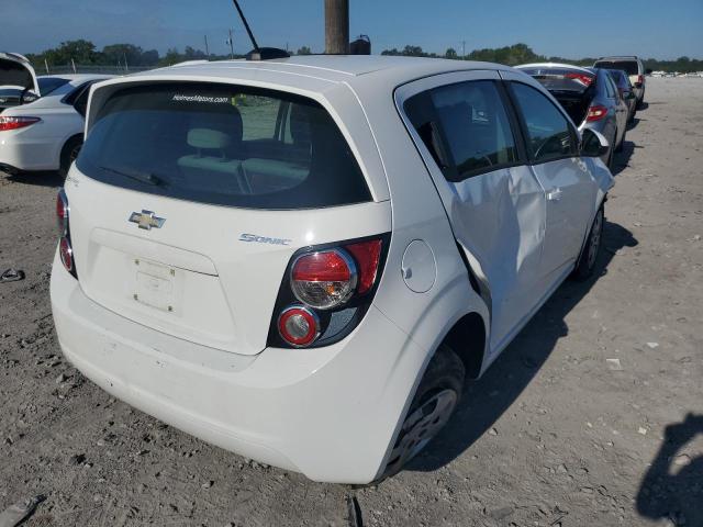 1G1JA6SHXG4166674 - 2016 CHEVROLET SONIC LS WHITE photo 4