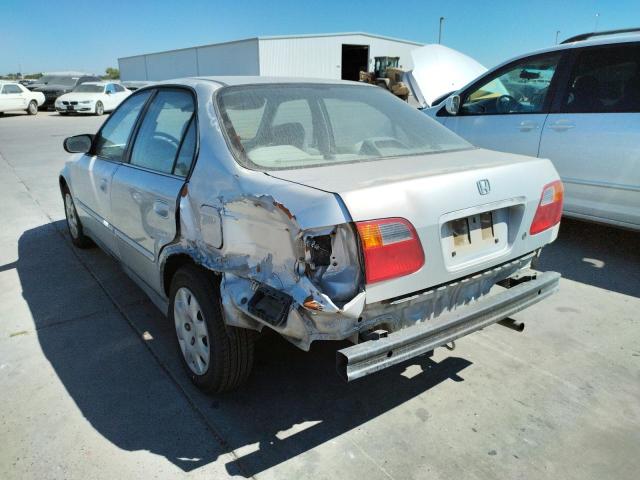 2HGEJ6614YH501973 - 2000 HONDA CIVIC BASE SILVER photo 3