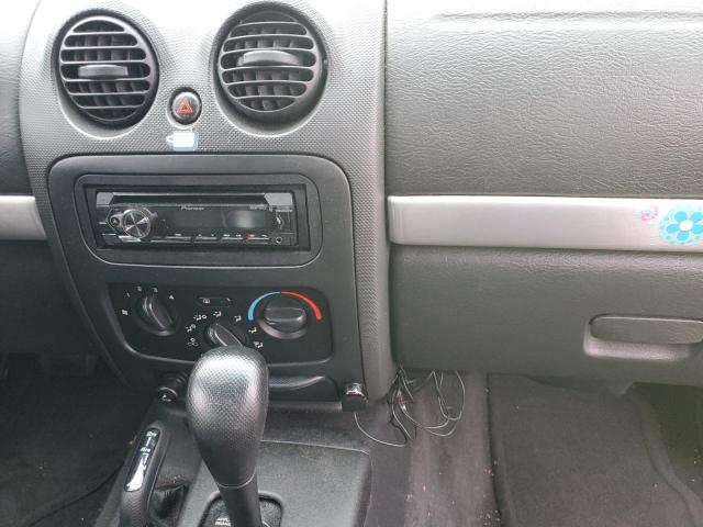 1J4GL38K82W331397 - 2002 JEEP LIBERTY RE GREEN photo 9