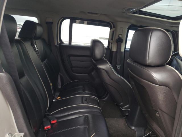 5GTDN136068203207 - 2006 HUMMER H3 TAN photo 6