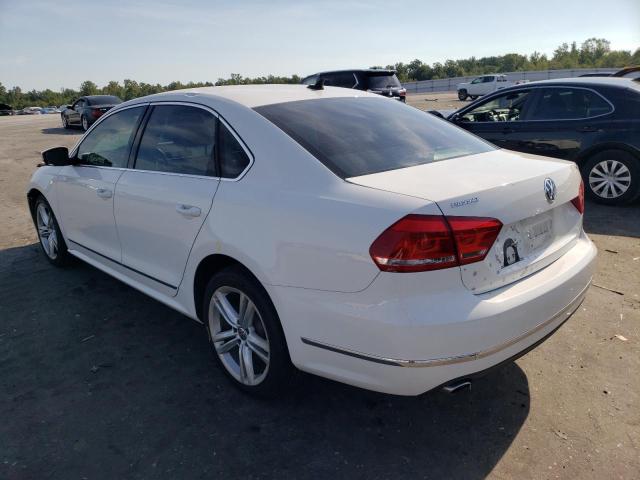 1VWCV7A33FC100596 - 2015 VOLKSWAGEN PASSAT SEL WHITE photo 3