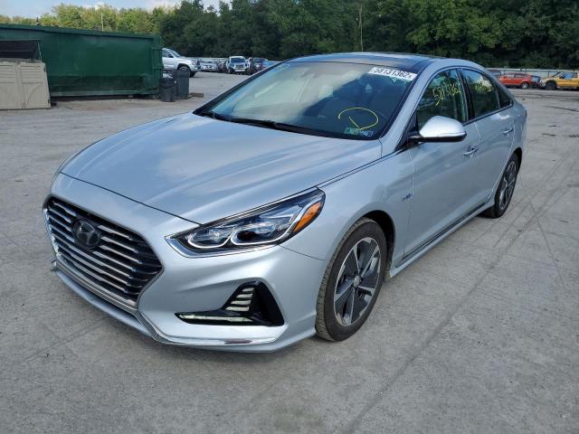 KMHE34L30KA089197 - 2019 HYUNDAI SONATA SILVER photo 2