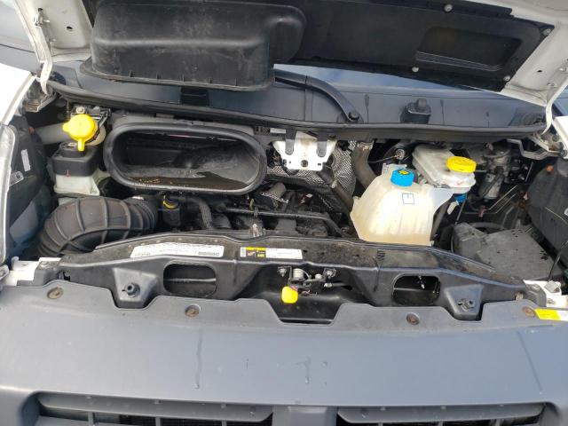 3C6TRVAG2JE109622 - 2018 RAM PROMASTER WHITE photo 7
