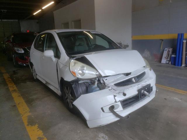 JHMGD38617S013625 - 2007 HONDA FIT S WHITE photo 1