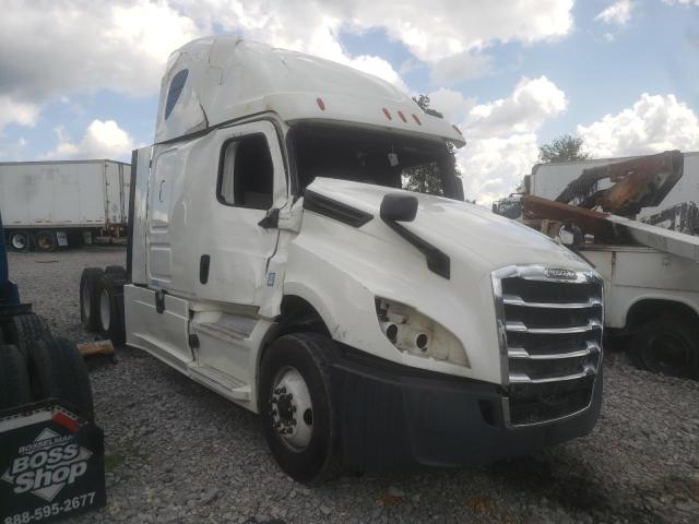 3AKJHHDRXKSKF0585 - 2019 FREIGHTLINER CASCADIA 126  photo 1