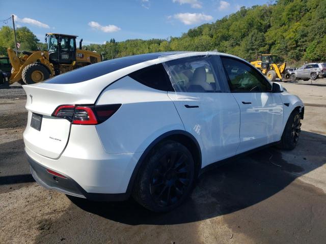 5YJYGDEE5MF075875 - 2021 TESLA MODEL Y WHITE photo 4