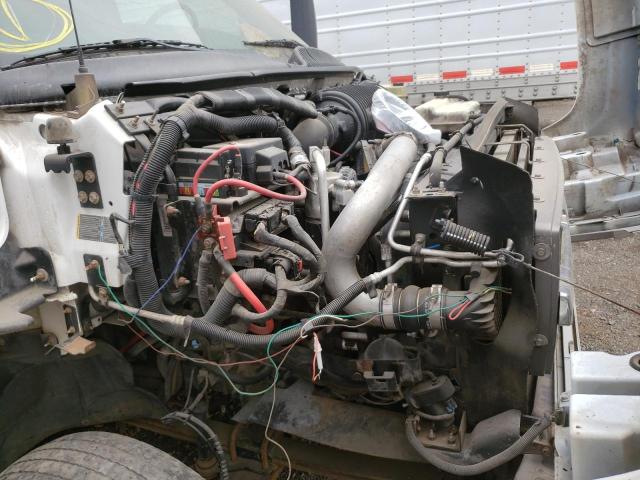 1GBE4C1226F405055 - 2006 CHEVROLET C4500 C4C0 WHITE photo 7