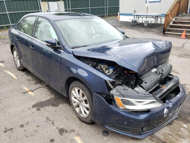 3VWD17AJXEM399676 - 2014 VOLKSWAGEN JETTA SE BLUE photo 1