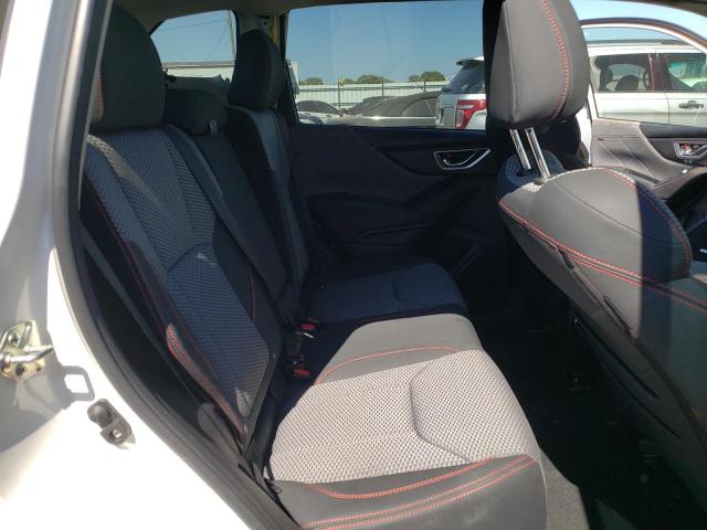 JF2SKARC5MH469504 - 2021 SUBARU FORESTER S WHITE photo 6