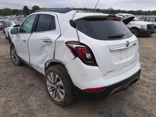 KL4CJASB0HB120888 - 2017 BUICK ENCORE PRE WHITE photo 3