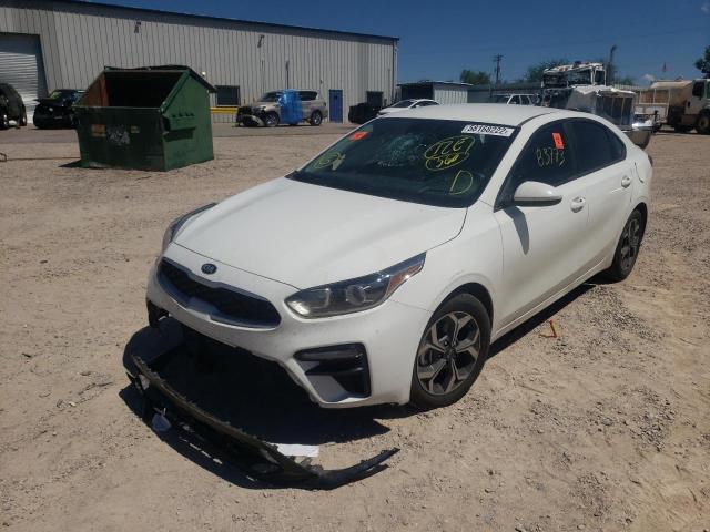 3KPF24AD8KE094037 - 2019 KIA FORTE FE WHITE photo 2