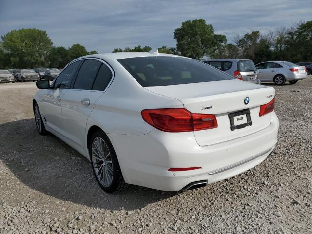 WBAJE7C53JWD52591 - 2018 BMW 540 XI WHITE photo 3