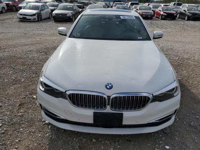 WBAJE7C53JWD52591 - 2018 BMW 540 XI WHITE photo 9