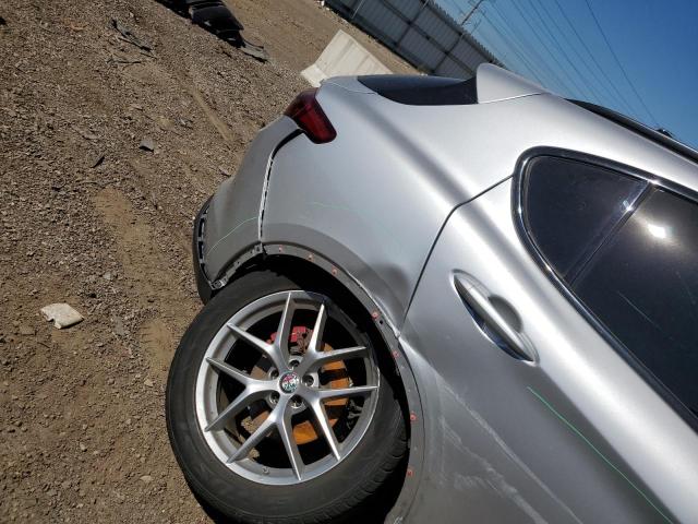 ZASFAKNN6J7C16619 - 2018 ALFA ROMEO STELVIO TI SILVER photo 9