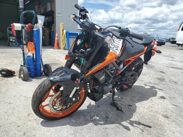 MD2JPC402NC035716 - 2022 KTM 200 DUKE ORANGE photo 2