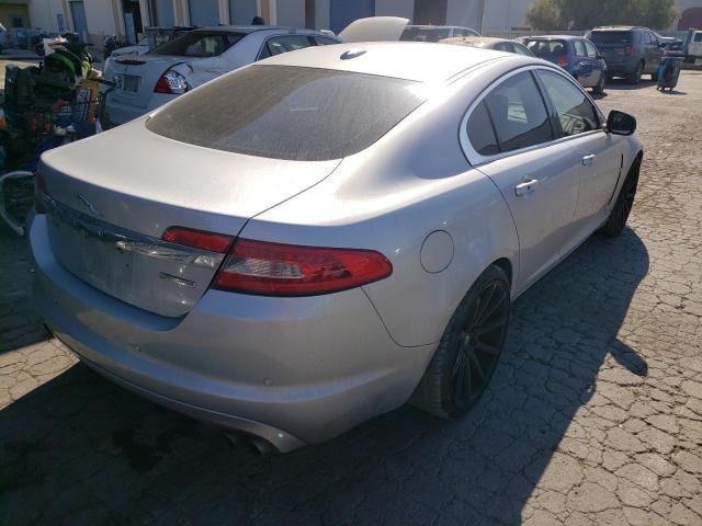 SAJWA0HE5AMR68839 - 2010 JAGUAR XF SUPERCH SILVER photo 4