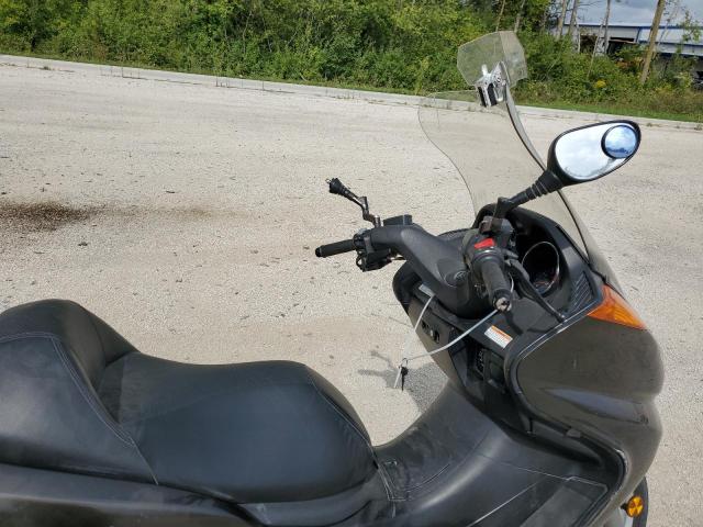 JYASH03Y99A008510 - 2009 YAMAHA YP400 GRAY photo 5