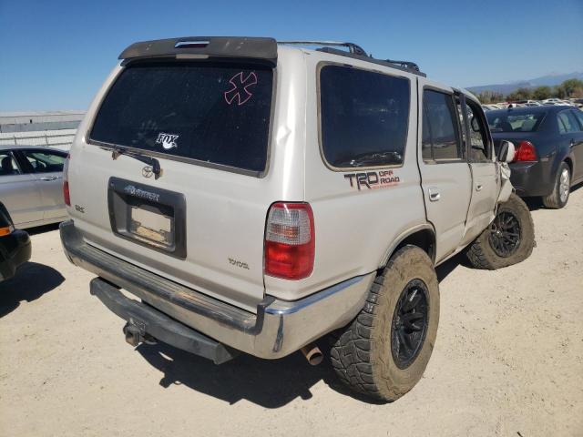 JT3HN86R7V0078585 - 1997 TOYOTA 4 RUNNER SILVER photo 4