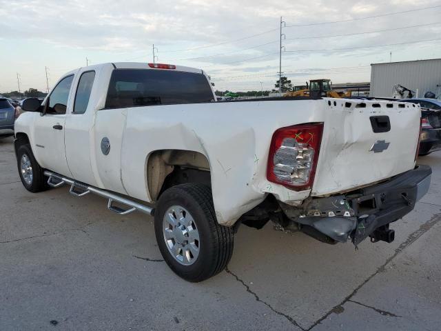 1GCHC49639E101249 - 2009 CHEVROLET SILVERADO WHITE photo 3