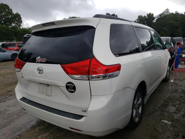 5TDKK3DC0CS254429 - 2012 TOYOTA SIENNA LE WHITE photo 4