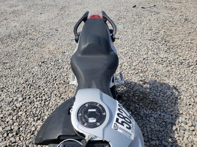 WB10594006ZN55046 - 2006 BMW K1200 R SILVER photo 6