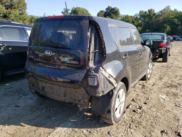 KNDJN2A29F7150058 - 2015 KIA SOUL BLACK photo 4