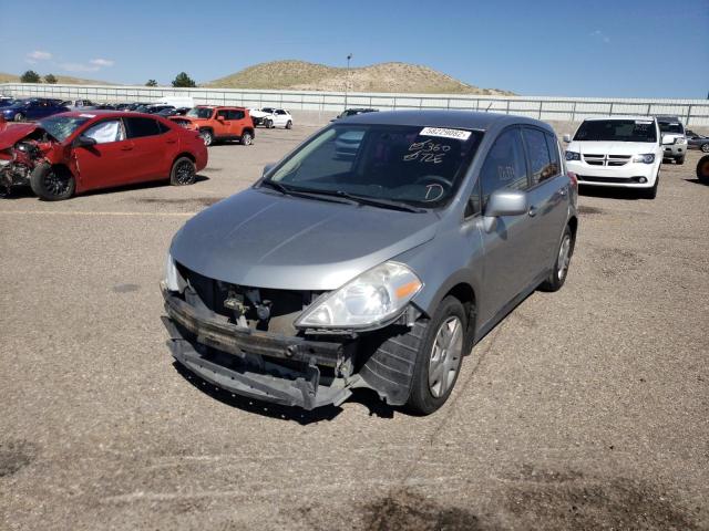 3N1BC1CP9BL366062 - 2011 NISSAN VERSA S GRAY photo 2